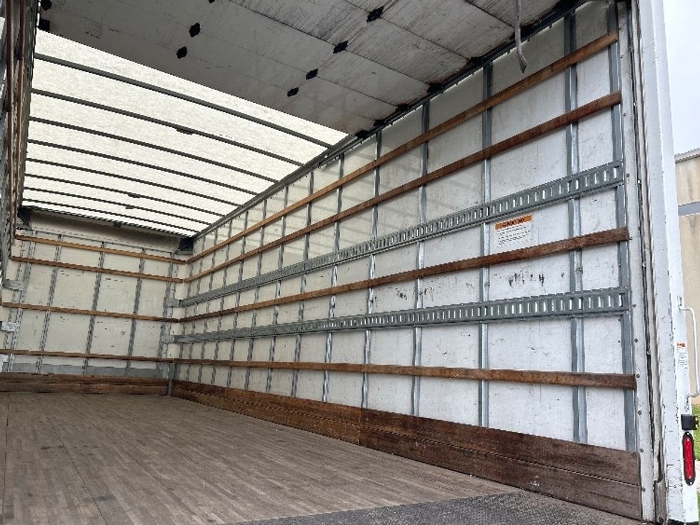 Medium Duty Box Truck-Light and Medium Duty Trucks-International-2021-MV607-Homewood-AL-233,244\n\t\tmiles-$ 47,500 - Image 12