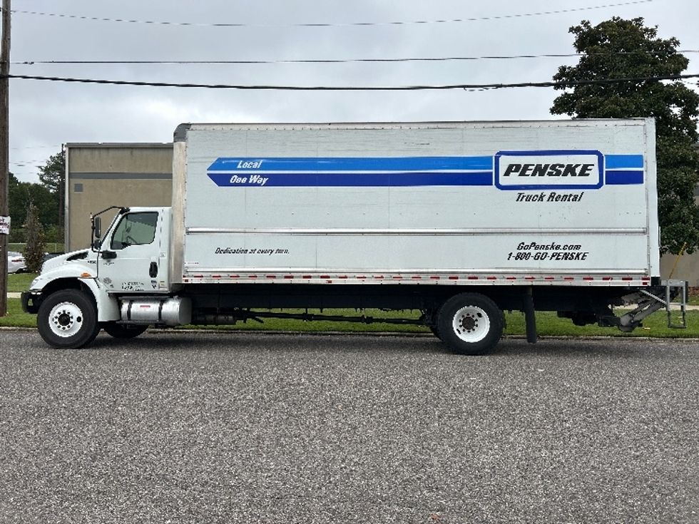 Medium Duty Box Truck-Light and Medium Duty Trucks-International-2021-MV607-Homewood-AL-233,244\n\t\tmiles-$ 47,500 - Image 4