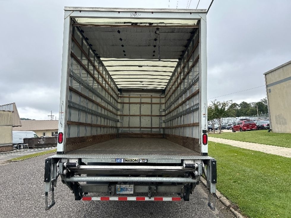 Medium Duty Box Truck-Light and Medium Duty Trucks-International-2021-MV607-Homewood-AL-233,244\n\t\tmiles-$ 47,500 - Image 8