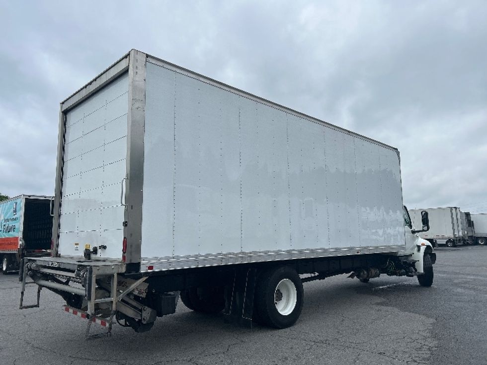 Medium Duty Box Truck-Light and Medium Duty Trucks-International-2021-MV607-Hot Springs-AR-135,692\n\t\tmiles-$ 61,750 - Image 13