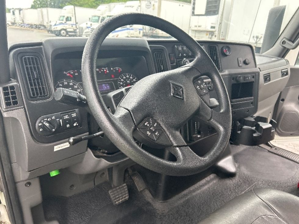 Medium Duty Box Truck-Light and Medium Duty Trucks-International-2021-MV607-Hot Springs-AR-135,692\n\t\tmiles-$ 61,750 - Image 17