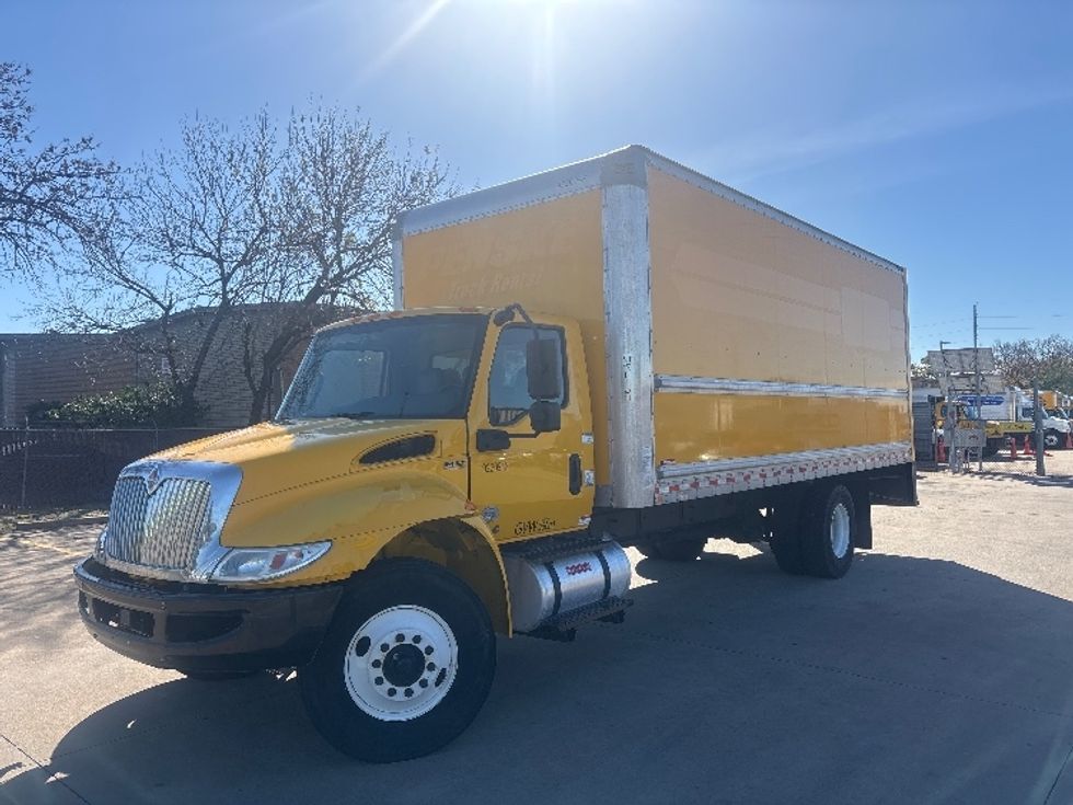 Medium Duty Box Truck-Light and Medium Duty Trucks-International-2021-MV607-Houston-TX-145,114\n\t\tmiles-$ 43,750 - Image 3