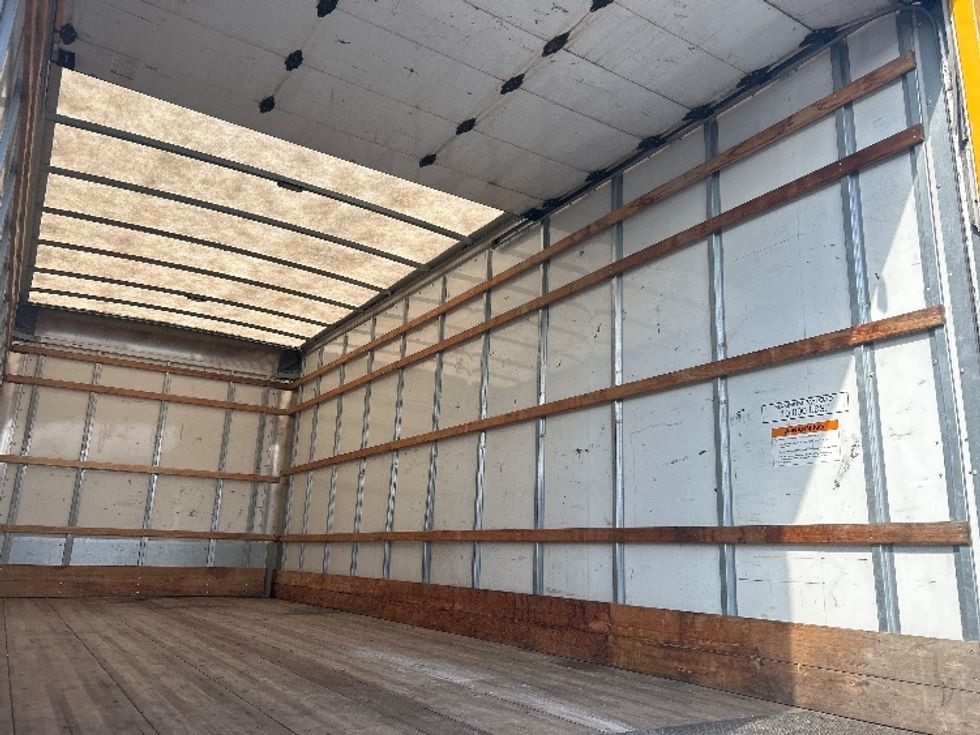 Medium Duty Box Truck-Light and Medium Duty Trucks-International-2021-MV607-Houston-TX-153,937\n\t\tmiles-$ 43,000 - Image 12