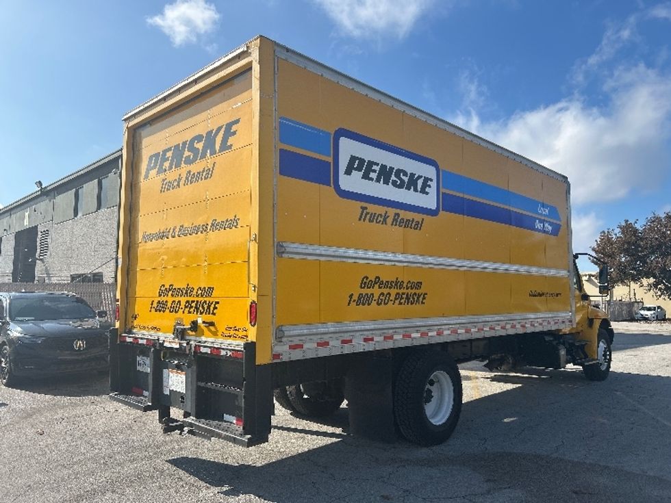 Medium Duty Box Truck-Light and Medium Duty Trucks-International-2021-MV607-Houston-TX-153,937\n\t\tmiles-$ 43,000 - Image 13