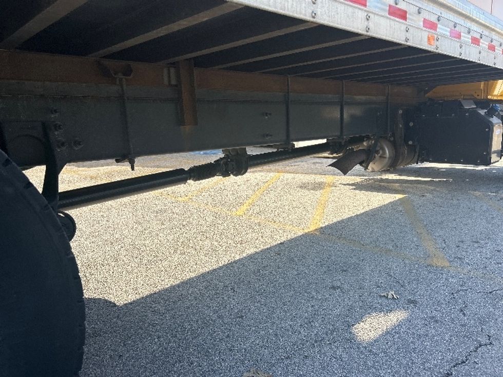 Medium Duty Box Truck-Light and Medium Duty Trucks-International-2021-MV607-Houston-TX-153,937\n\t\tmiles-$ 43,000 - Image 14