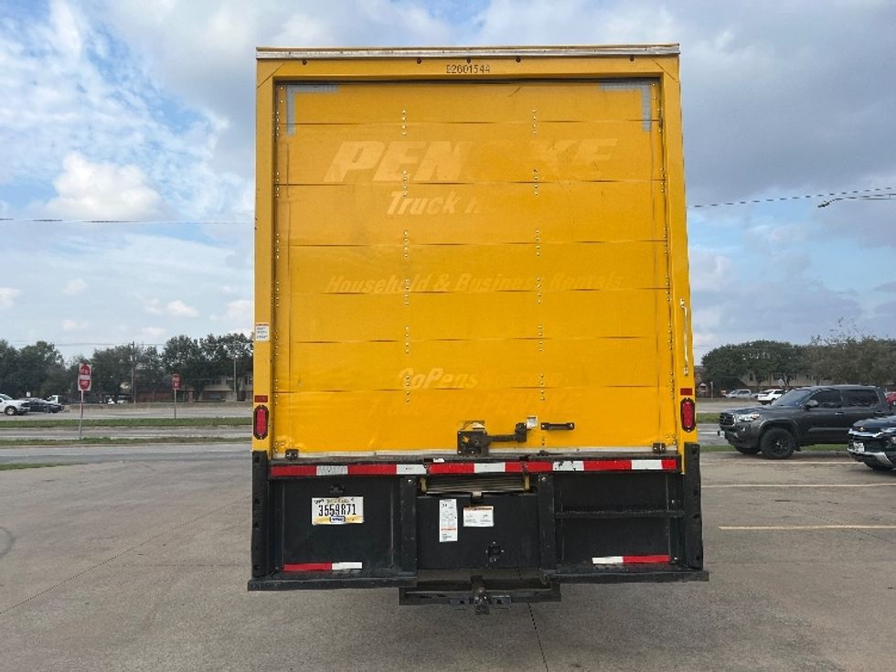 Medium Duty Box Truck-Light and Medium Duty Trucks-International-2021-MV607-Houston-TX-166,017\n\t\tmiles-$ 47,250 - Image 7