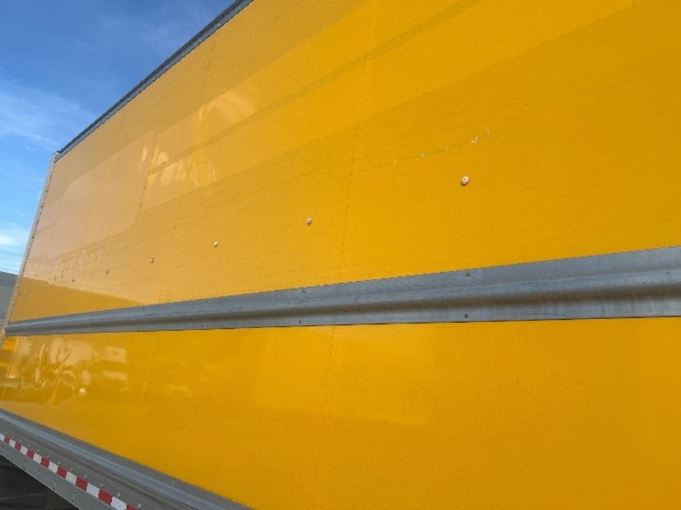 Medium Duty Box Truck-Light and Medium Duty Trucks-International-2021-MV607-Houston-TX-178,883\n\t\tmiles-$ 45,250 - Image 27