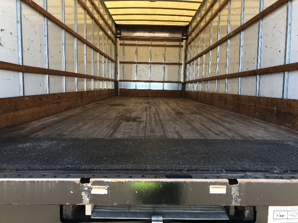 Medium Duty Box Truck-Light and Medium Duty Trucks-International-2021-MV607-Houston-TX-195,320\n\t\tmiles-$ 43,000 - Image 10