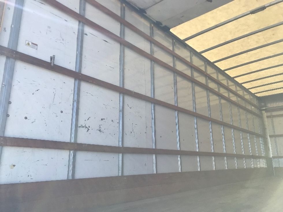 Medium Duty Box Truck-Light and Medium Duty Trucks-International-2021-MV607-Houston-TX-195,320\n\t\tmiles-$ 43,000 - Image 11