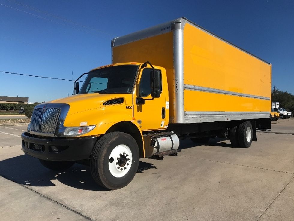 Medium Duty Box Truck-Light and Medium Duty Trucks-International-2021-MV607-Houston-TX-195,320\n\t\tmiles-$ 43,000 - Image 3