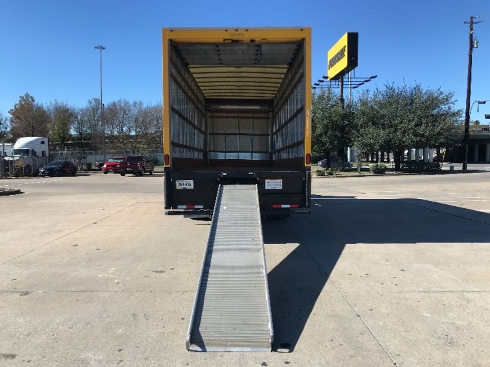 Medium Duty Box Truck-Light and Medium Duty Trucks-International-2021-MV607-Houston-TX-195,320\n\t\tmiles-$ 43,000 - Image 9