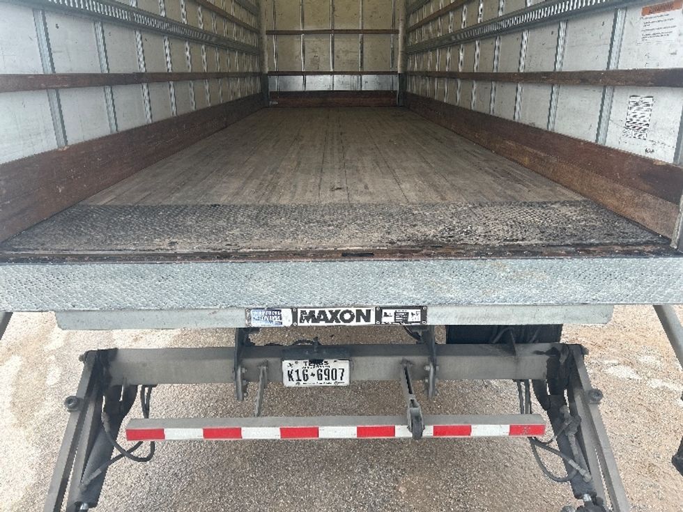 Medium Duty Box Truck-Light and Medium Duty Trucks-International-2021-MV607-Houston-TX-201,137\n\t\tmiles-$ 50,500 - Image 10