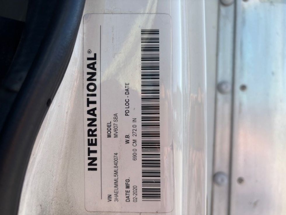 Medium Duty Box Truck-Light and Medium Duty Trucks-International-2021-MV607-Houston-TX-206,186\n\t\tmiles-$ 49,000 - Image 26