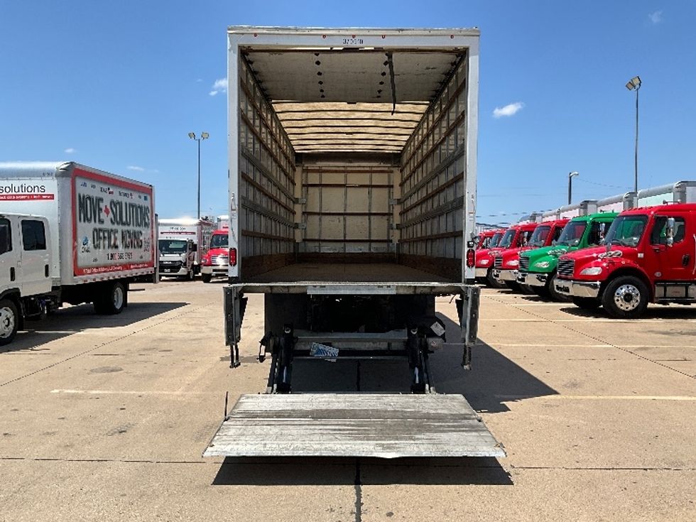 Medium Duty Box Truck-Light and Medium Duty Trucks-International-2021-MV607-Houston-TX-206,186\n\t\tmiles-$ 49,000 - Image 9