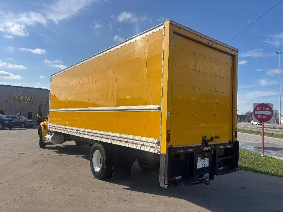 Medium Duty Box Truck-Light and Medium Duty Trucks-International-2021-MV607-Houston-TX-206,653\n\t\tmiles-$ 41,250 - Image 6