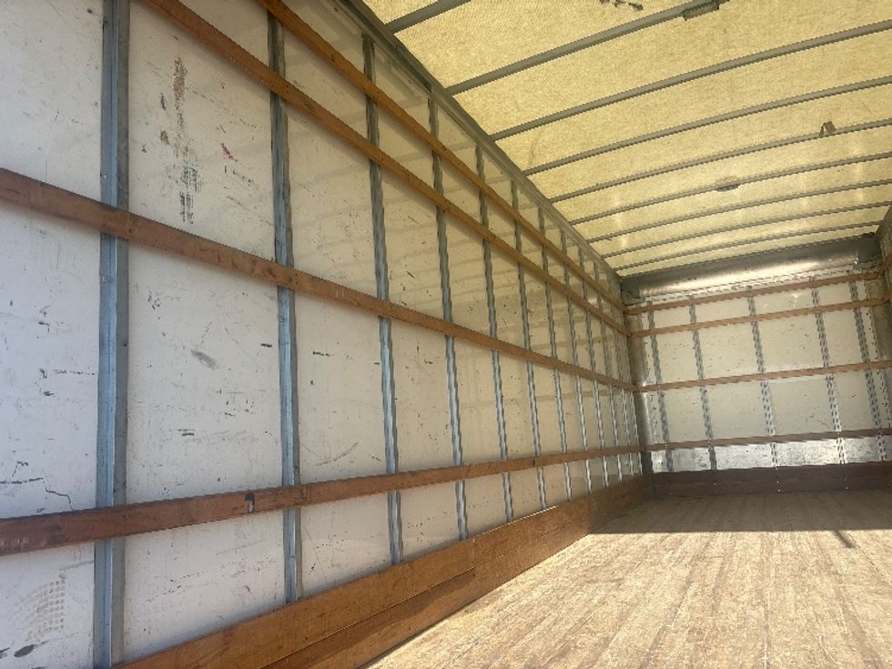 Medium Duty Box Truck-Light and Medium Duty Trucks-International-2021-MV607-Houston-TX-212,865\n\t\tmiles-$ 40,500 - Image 10