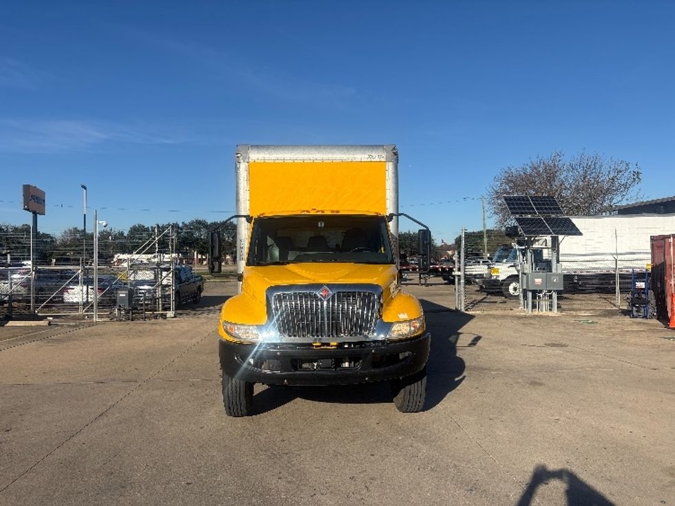 Medium Duty Box Truck-Light and Medium Duty Trucks-International-2021-MV607-Houston-TX-212,865\n\t\tmiles-$ 40,500 - Image 2