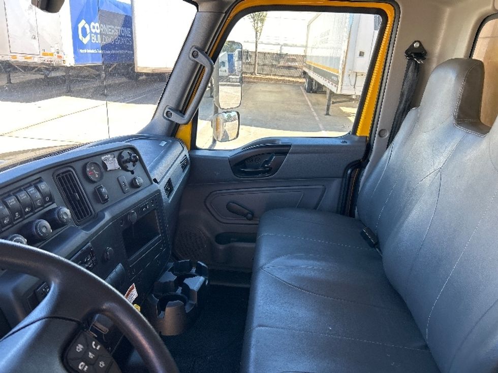Medium Duty Box Truck-Light and Medium Duty Trucks-International-2021-MV607-Houston-TX-213,089\n\t\tmiles-$ 40,500 - Image 19