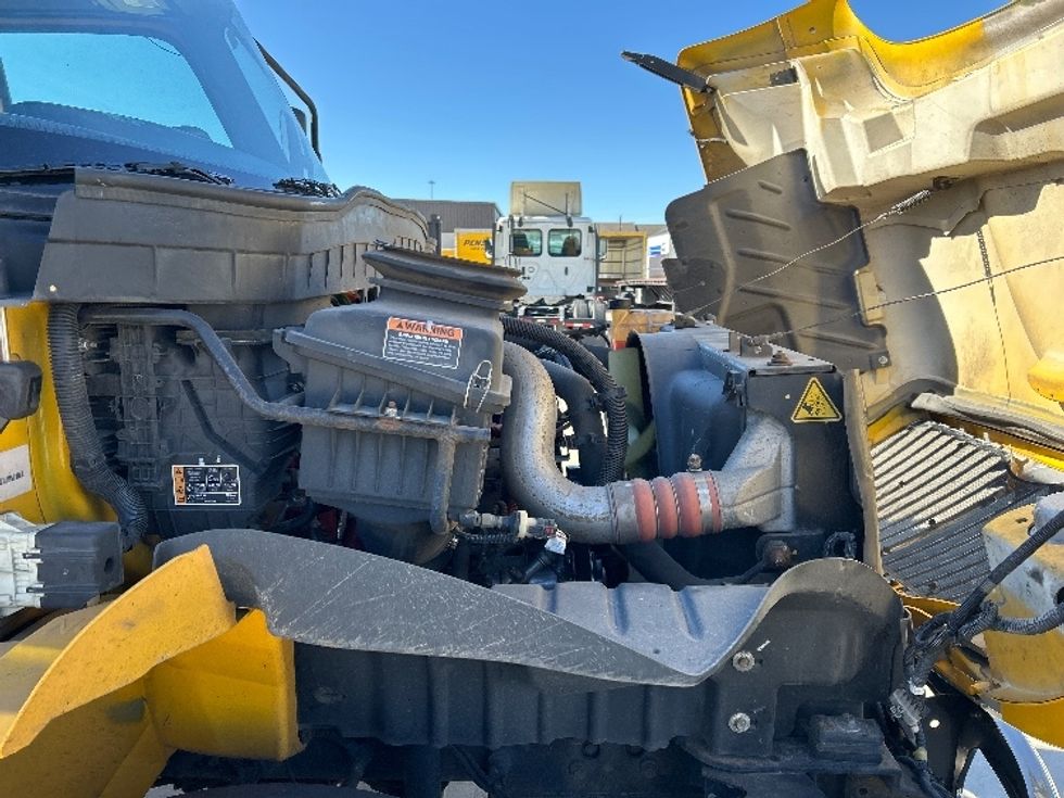 Medium Duty Box Truck-Light and Medium Duty Trucks-International-2021-MV607-Houston-TX-213,089\n\t\tmiles-$ 40,500 - Image 23