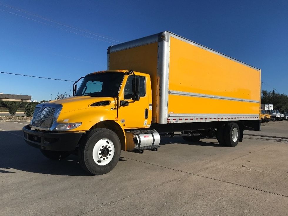Medium Duty Box Truck-Light and Medium Duty Trucks-International-2021-MV607-Houston-TX-213,456\n\t\tmiles-$ 40,250 - Image 3