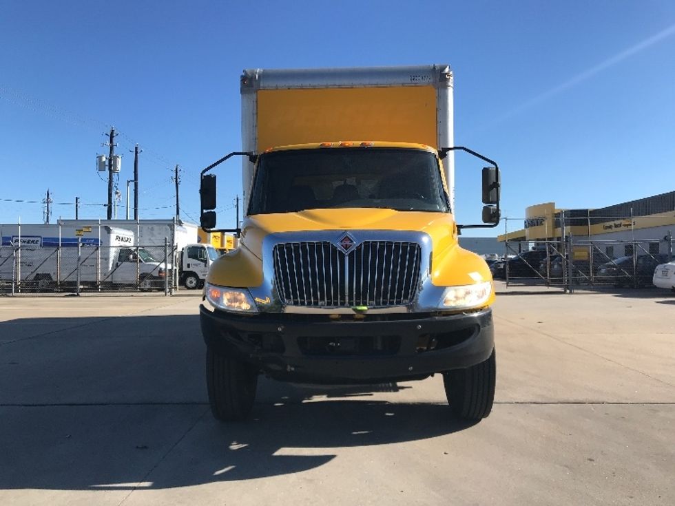 Medium Duty Box Truck-Light and Medium Duty Trucks-International-2021-MV607-Houston-TX-214,926\n\t\tmiles-$ 40,000 - Image 2