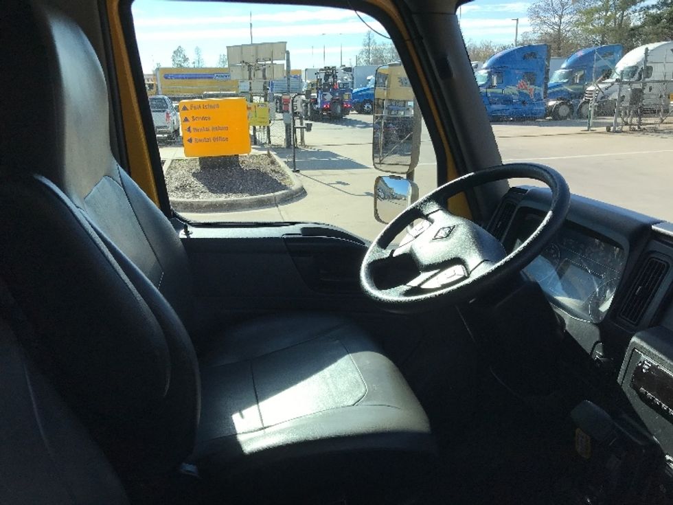 Medium Duty Box Truck-Light and Medium Duty Trucks-International-2021-MV607-Houston-TX-214,926\n\t\tmiles-$ 40,000 - Image 22