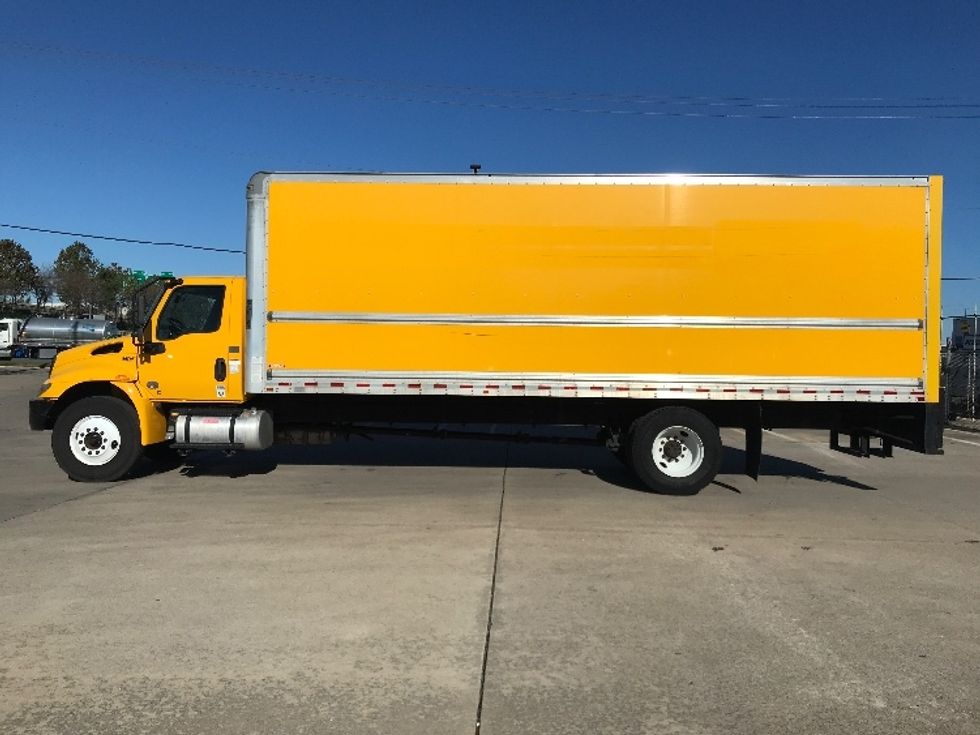 Medium Duty Box Truck-Light and Medium Duty Trucks-International-2021-MV607-Houston-TX-214,926\n\t\tmiles-$ 40,000 - Image 4