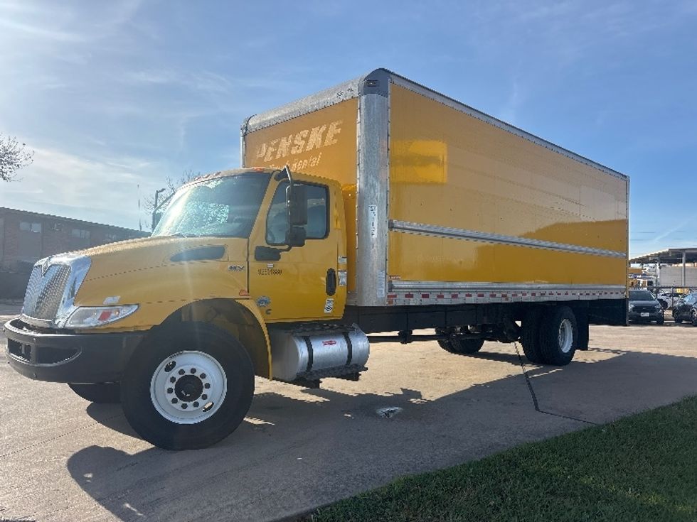 Medium Duty Box Truck-Light and Medium Duty Trucks-International-2021-MV607-Houston-TX-217,482\n\t\tmiles-$ 39,750 - Image 3