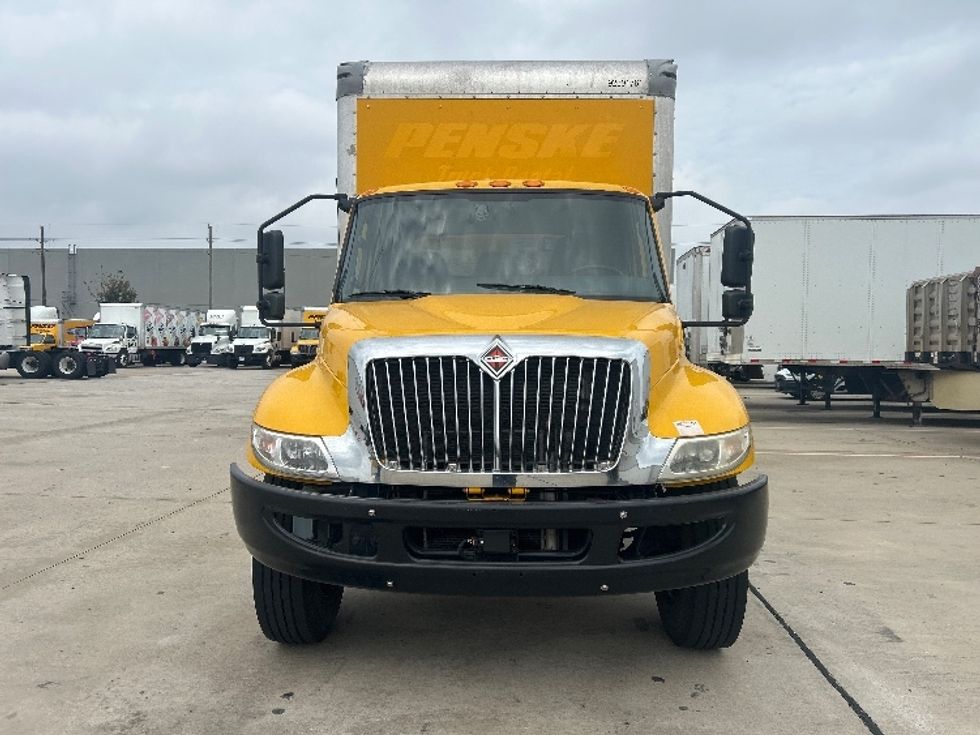 Medium Duty Box Truck-Light and Medium Duty Trucks-International-2021-MV607-Houston-TX-218,277\n\t\tmiles-$ 39,500 - Image 2