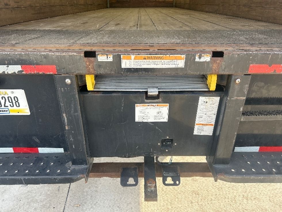 Medium Duty Box Truck-Light and Medium Duty Trucks-International-2021-MV607-Houston-TX-228,690\n\t\tmiles-$ 38,000 - Image 10