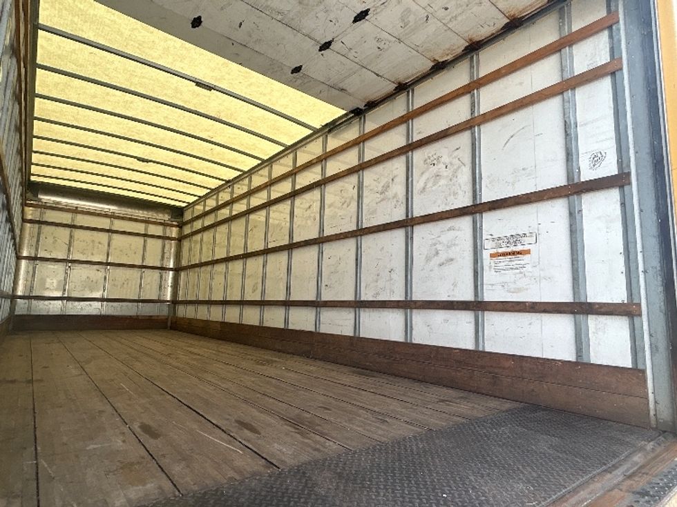 Medium Duty Box Truck-Light and Medium Duty Trucks-International-2021-MV607-Houston-TX-228,690\n\t\tmiles-$ 38,000 - Image 12