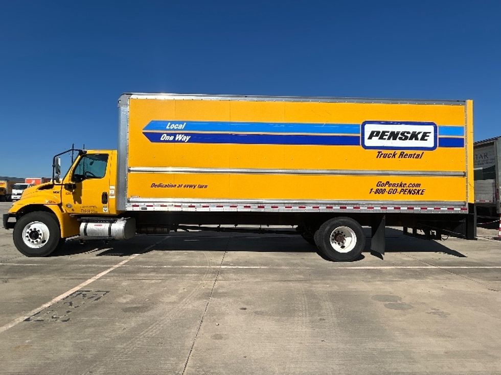 Medium Duty Box Truck-Light and Medium Duty Trucks-International-2021-MV607-Houston-TX-231,477\n\t\tmiles-$ 33,750 - Image 4