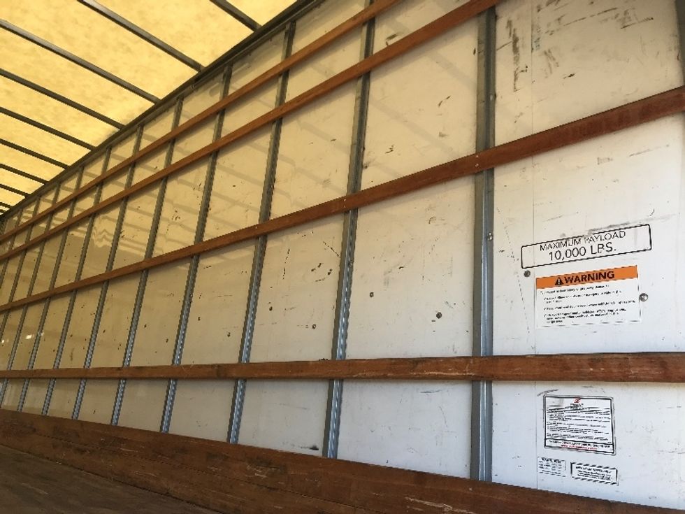 Medium Duty Box Truck-Light and Medium Duty Trucks-International-2021-MV607-Houston-TX-234,104\n\t\tmiles-$ 37,250 - Image 11