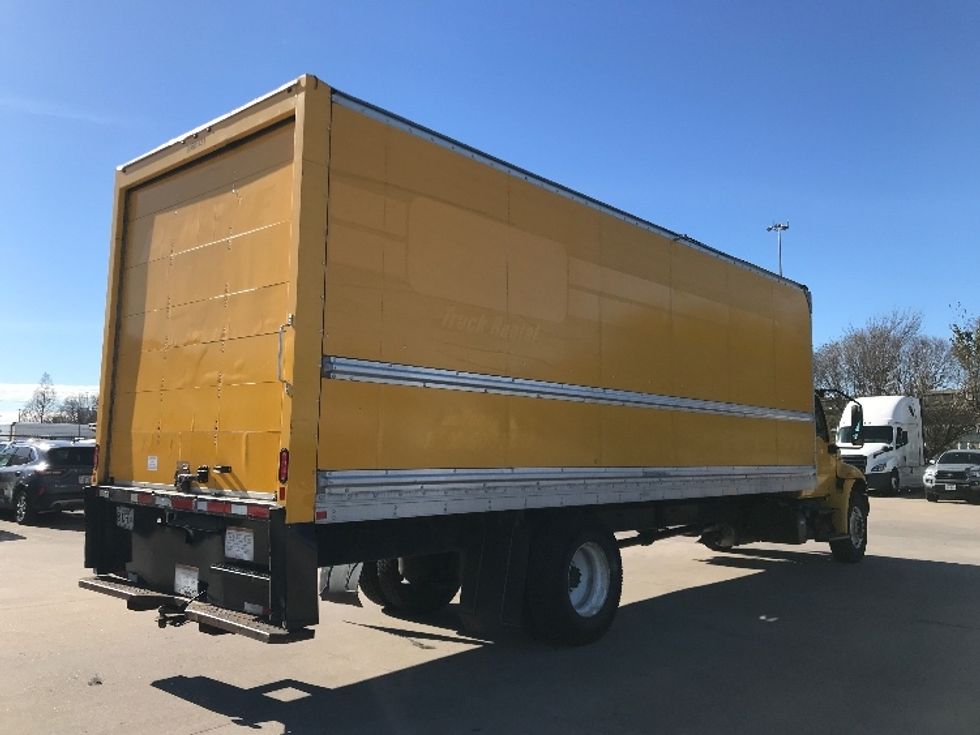 Medium Duty Box Truck-Light and Medium Duty Trucks-International-2021-MV607-Houston-TX-234,104\n\t\tmiles-$ 37,250 - Image 12