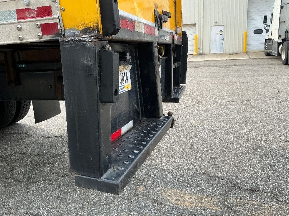 Medium Duty Box Truck-Light and Medium Duty Trucks-International-2021-MV607-Houston-TX-245,395\n\t\tmiles-$ 33,750 - Image 27