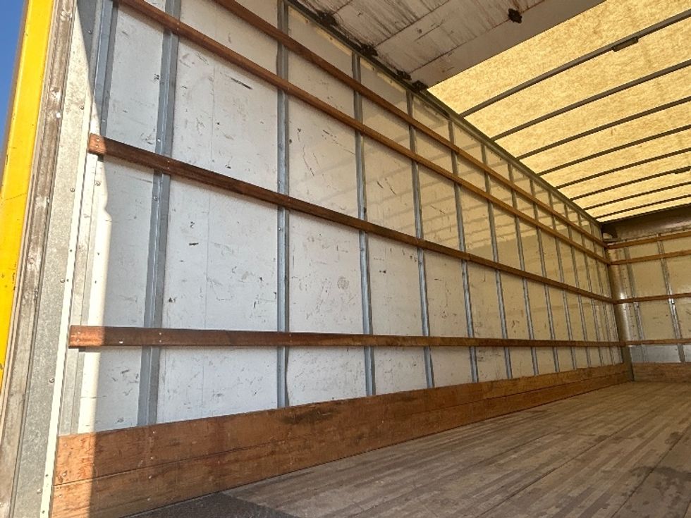 Medium Duty Box Truck-Light and Medium Duty Trucks-International-2021-MV607-Houston-TX-279,085\n\t\tmiles-$ 28,500 - Image 10