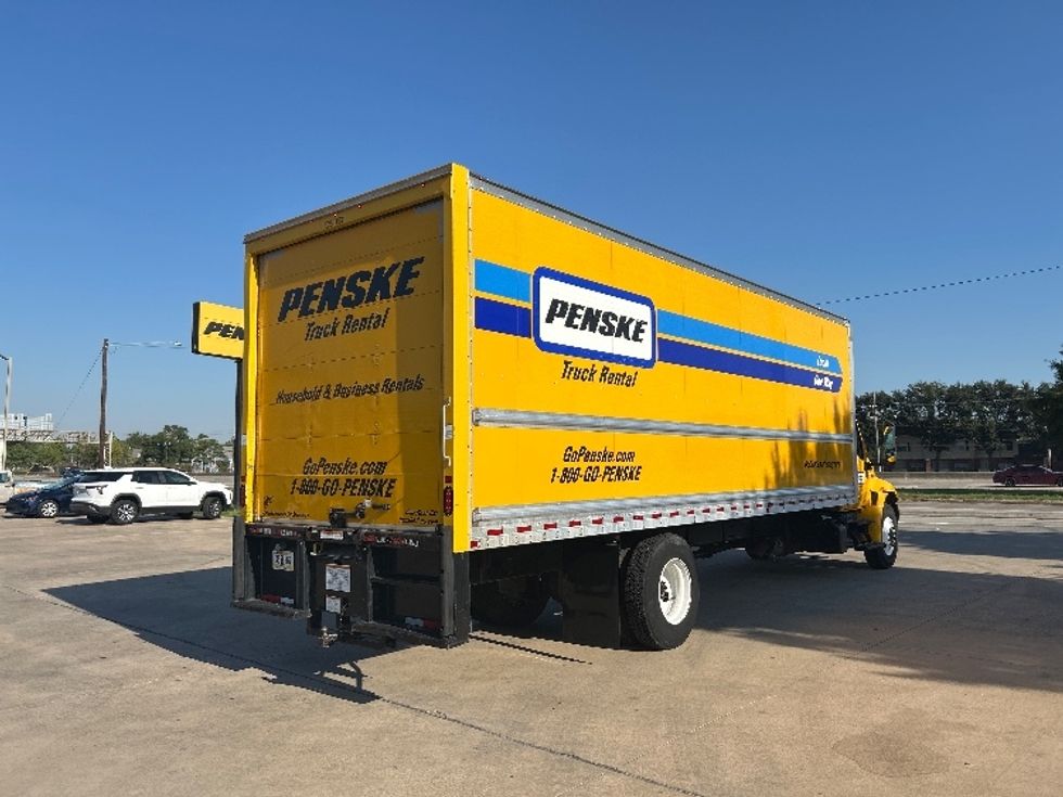 Medium Duty Box Truck-Light and Medium Duty Trucks-International-2021-MV607-Houston-TX-279,085\n\t\tmiles-$ 28,500 - Image 12