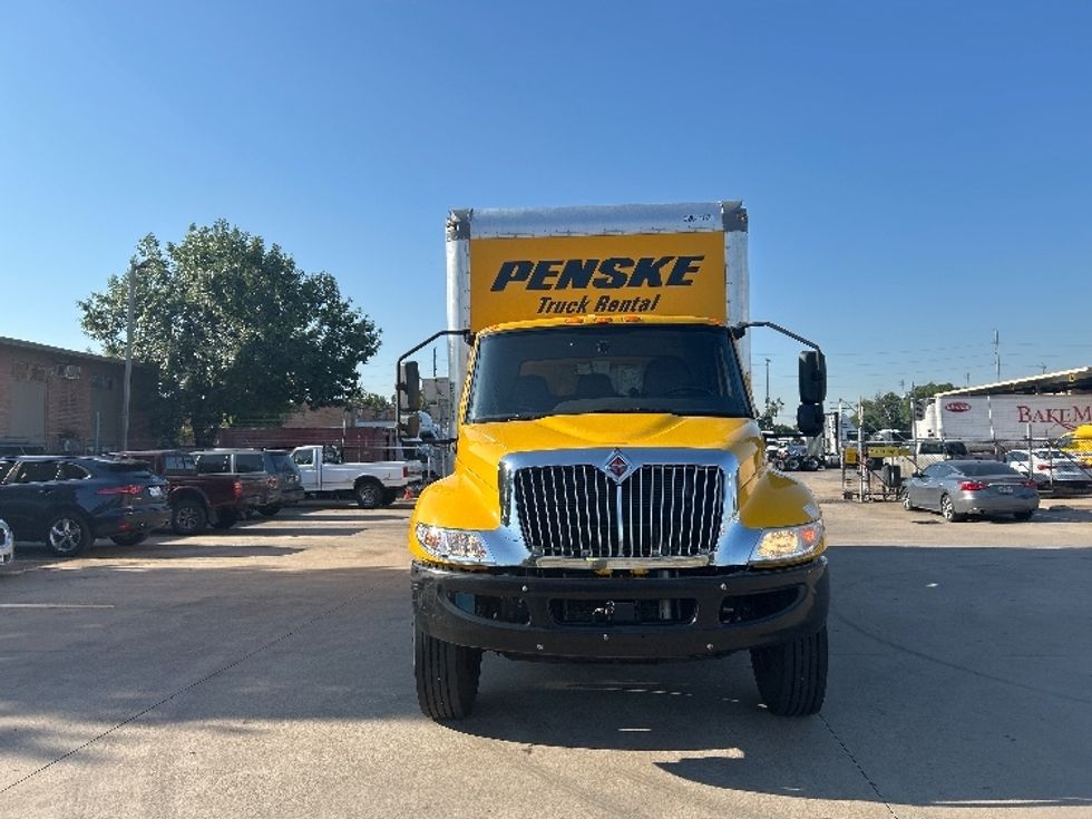 Medium Duty Box Truck-Light and Medium Duty Trucks-International-2021-MV607-Houston-TX-279,085\n\t\tmiles-$ 28,500 - Image 2
