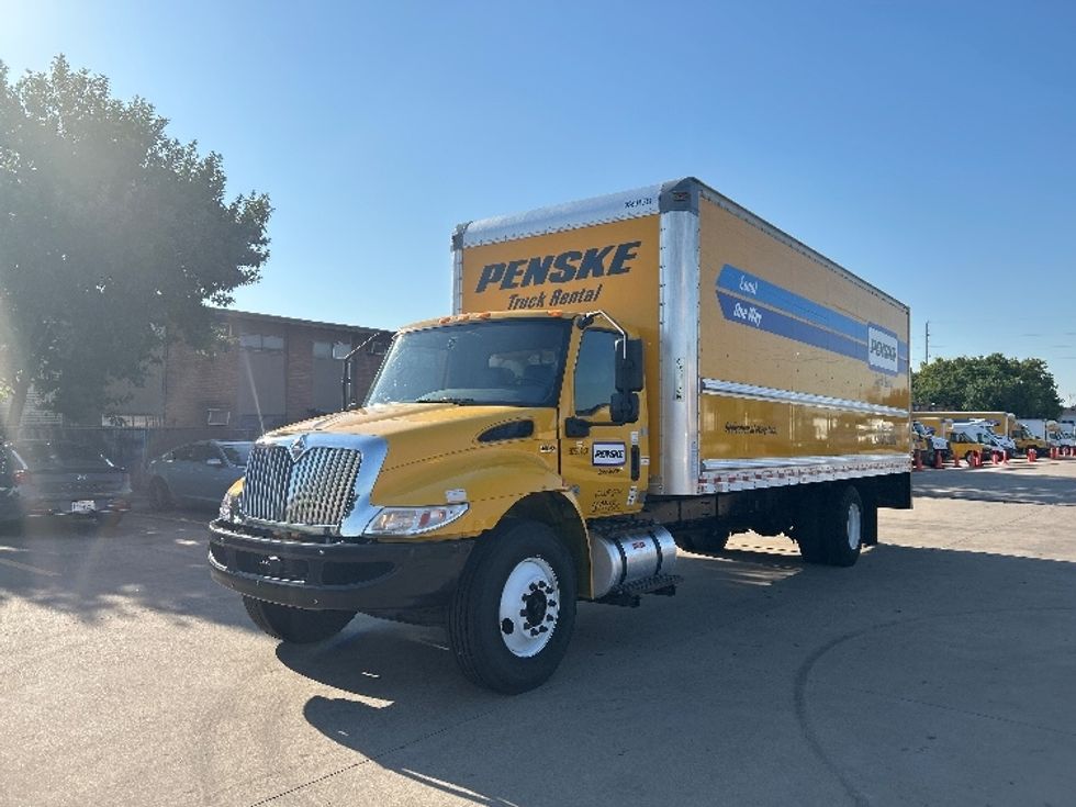 Medium Duty Box Truck-Light and Medium Duty Trucks-International-2021-MV607-Houston-TX-279,085\n\t\tmiles-$ 28,500 - Image 3