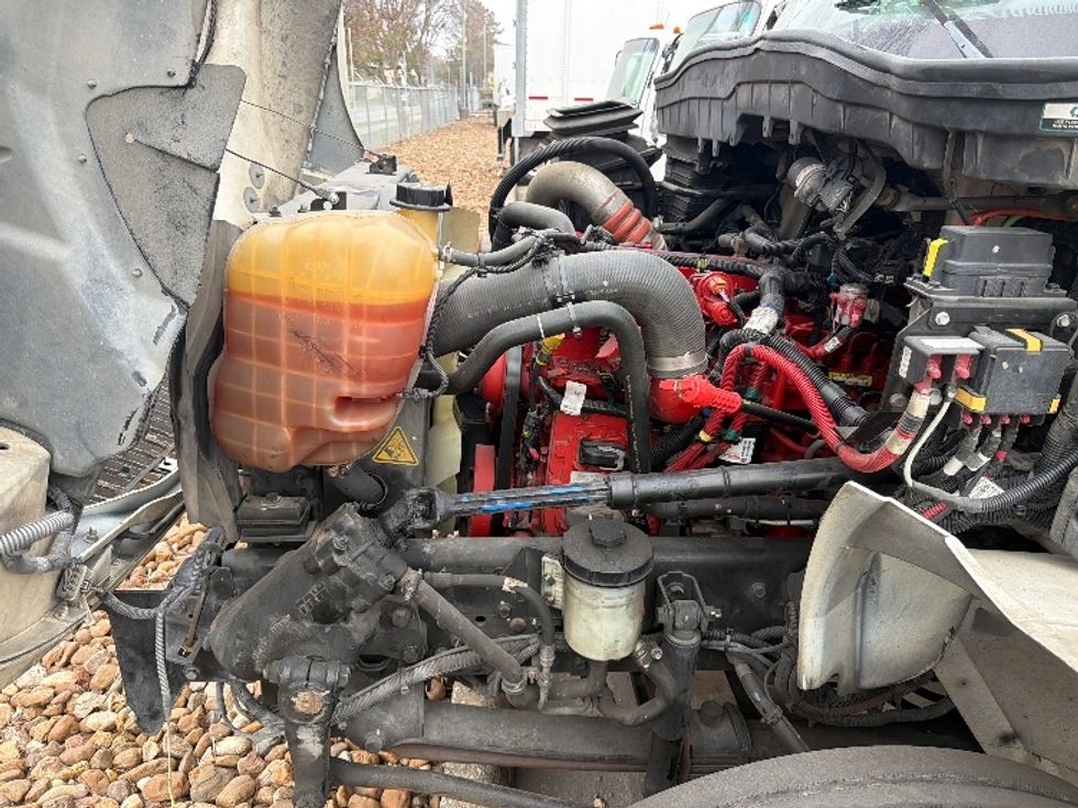 Medium Duty Box Truck-Light and Medium Duty Trucks-International-2021-MV607-Houston-TX-310,161\n\t\tmiles-$ 11,000 - Image 13