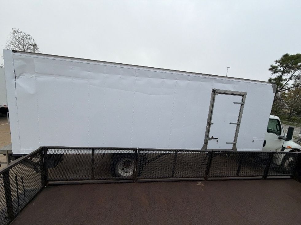 Medium Duty Box Truck-Light and Medium Duty Trucks-International-2021-MV607-Houston-TX-310,161\n\t\tmiles-$ 11,000 - Image 4