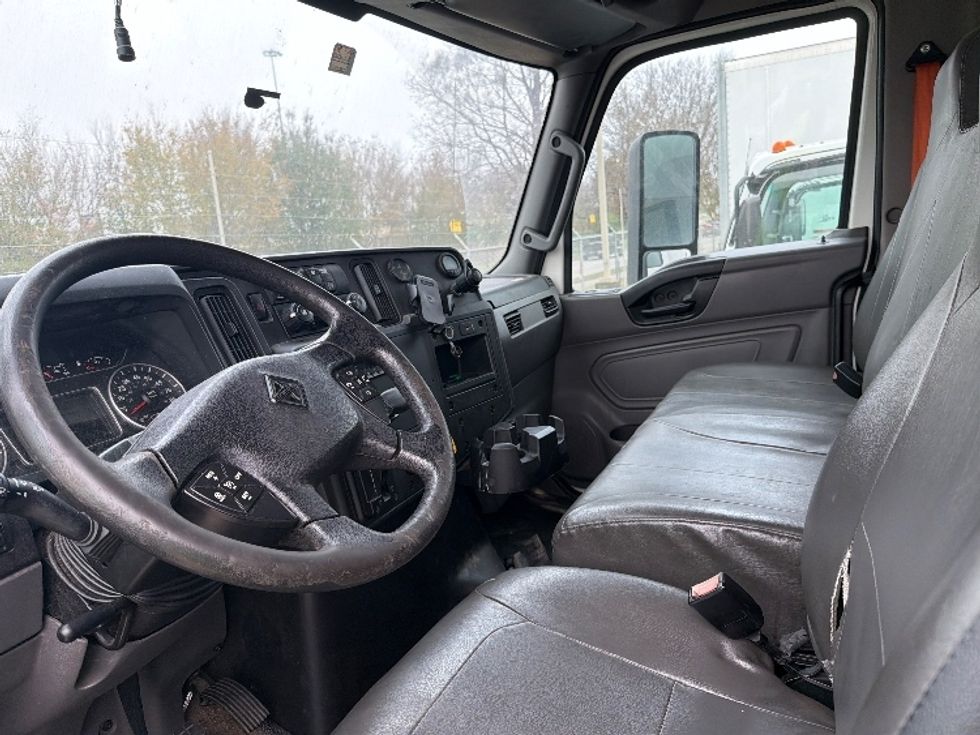 Medium Duty Box Truck-Light and Medium Duty Trucks-International-2021-MV607-Houston-TX-310,161\n\t\tmiles-$ 11,000 - Image 6