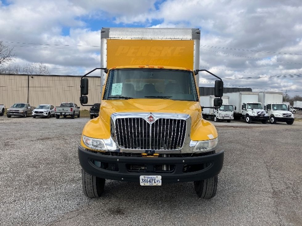 Medium Duty Box Truck-Light and Medium Duty Trucks-International-2021-MV607-Hueytown-AL-170,379\n\t\tmiles-$ 49,750 - Image 2