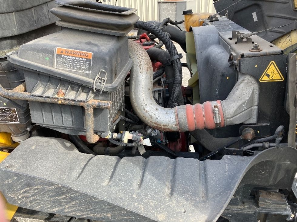 Medium Duty Box Truck-Light and Medium Duty Trucks-International-2021-MV607-Hueytown-AL-170,379\n\t\tmiles-$ 49,750 - Image 24