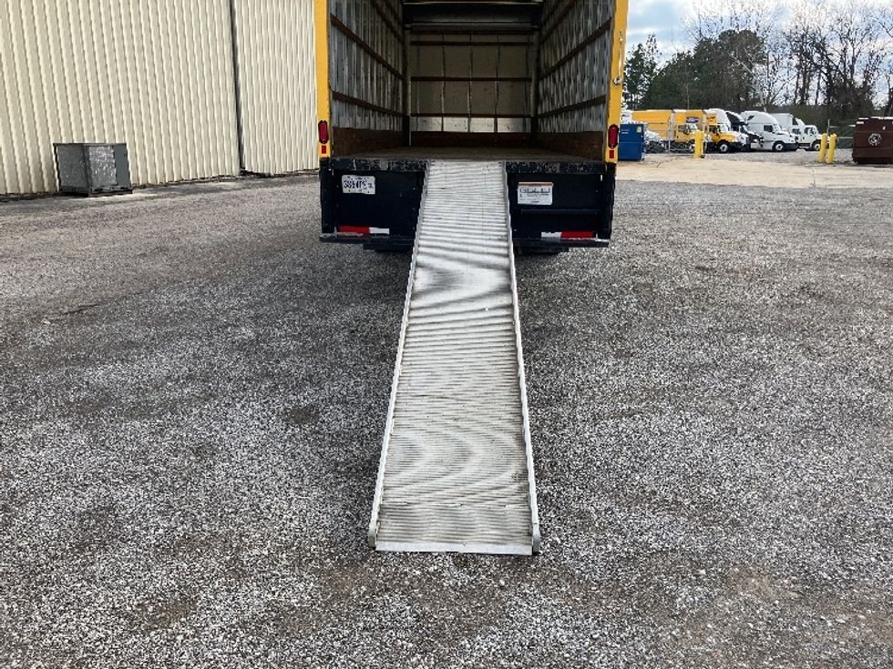 Medium Duty Box Truck-Light and Medium Duty Trucks-International-2021-MV607-Hueytown-AL-170,379\n\t\tmiles-$ 49,750 - Image 9