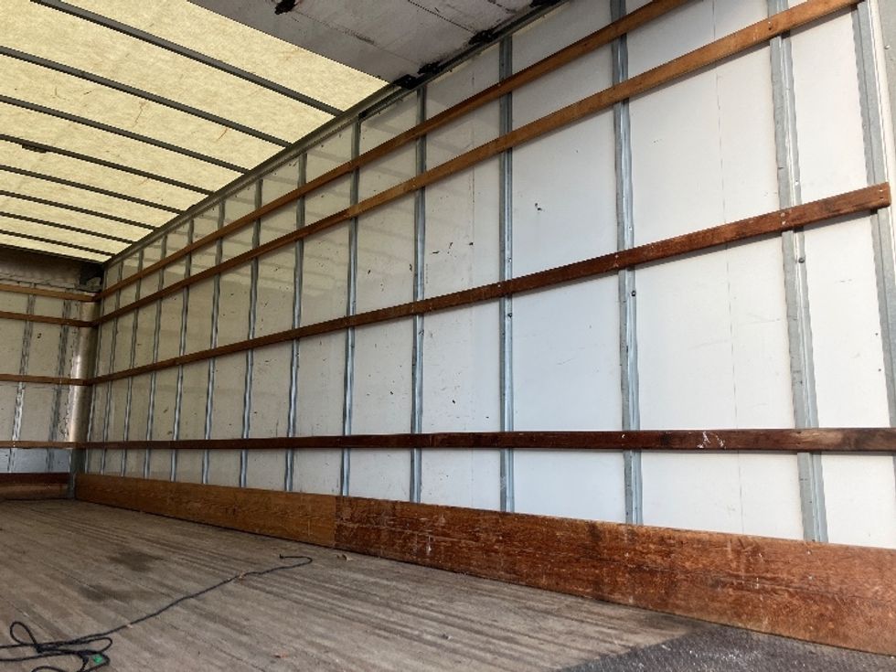 Medium Duty Box Truck-Light and Medium Duty Trucks-International-2021-MV607-Hueytown-AL-198,868\n\t\tmiles-$ 45,250 - Image 12