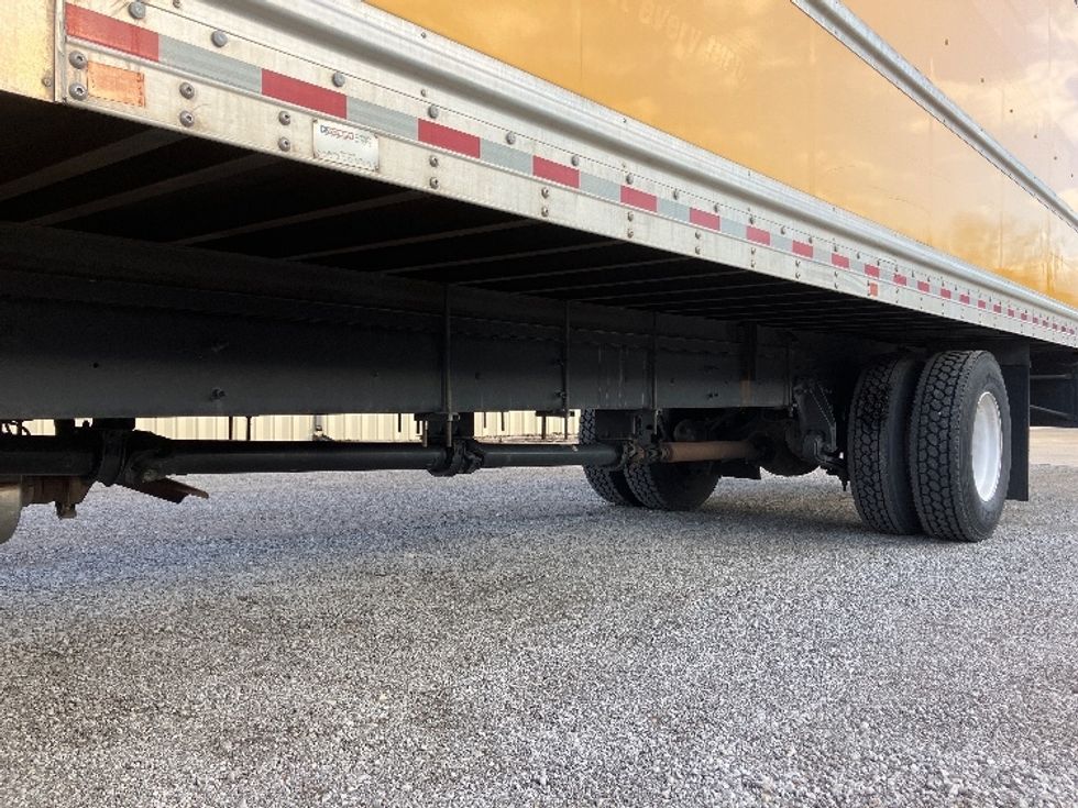 Medium Duty Box Truck-Light and Medium Duty Trucks-International-2021-MV607-Hueytown-AL-198,868\n\t\tmiles-$ 45,250 - Image 5