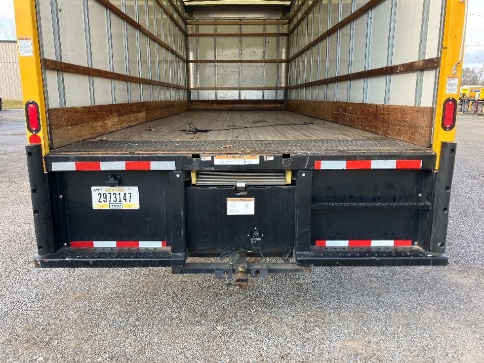 Medium Duty Box Truck-Light and Medium Duty Trucks-International-2021-MV607-Hueytown-AL-198,868\n\t\tmiles-$ 45,250 - Image 9