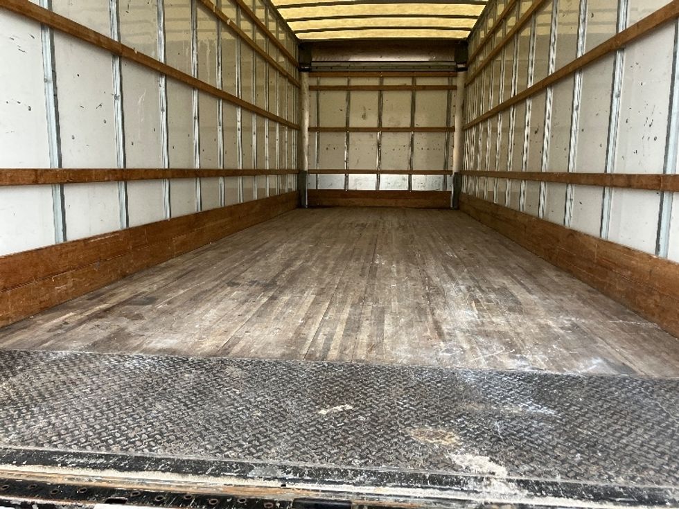 Medium Duty Box Truck-Light and Medium Duty Trucks-International-2021-MV607-Hueytown-AL-223,784\n\t\tmiles-$ 41,500 - Image 10