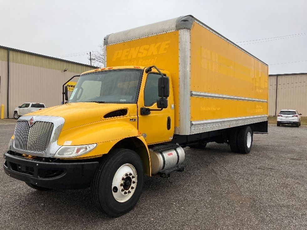 Medium Duty Box Truck-Light and Medium Duty Trucks-International-2021-MV607-Hueytown-AL-223,784\n\t\tmiles-$ 41,500 - Image 3